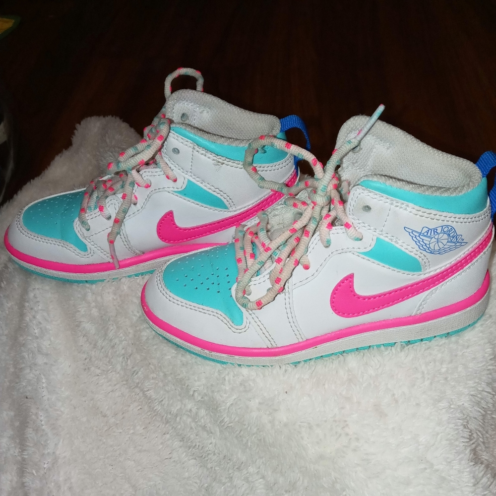 Kids shoes